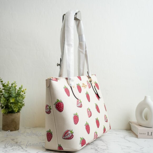 NWT Coach CAR34 Strawberry Print Gallery Tote Bag Coated Canvas & Leather - Picture 4 of 9